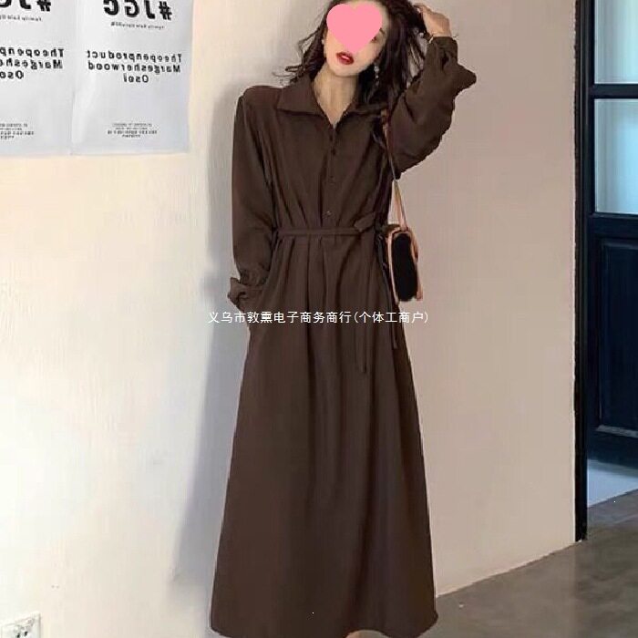 赫本风穿搭秋冬韩版黑色新款收腰显瘦长裙女经典百搭衬衫领连衣裙