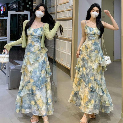 大码法式海边度假风油画碎花吊带连衣裙女夏季胖mm显瘦开衫两件套