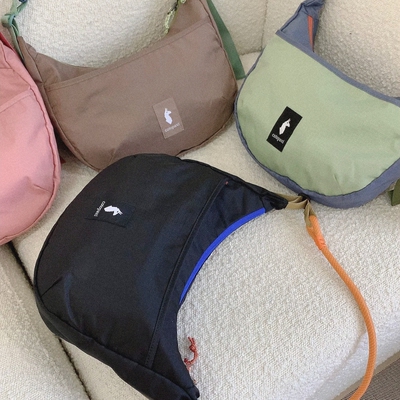 现货羊驼8L轻便斜挎包日常户外休闲单肩包小斜挎旅行帆布包