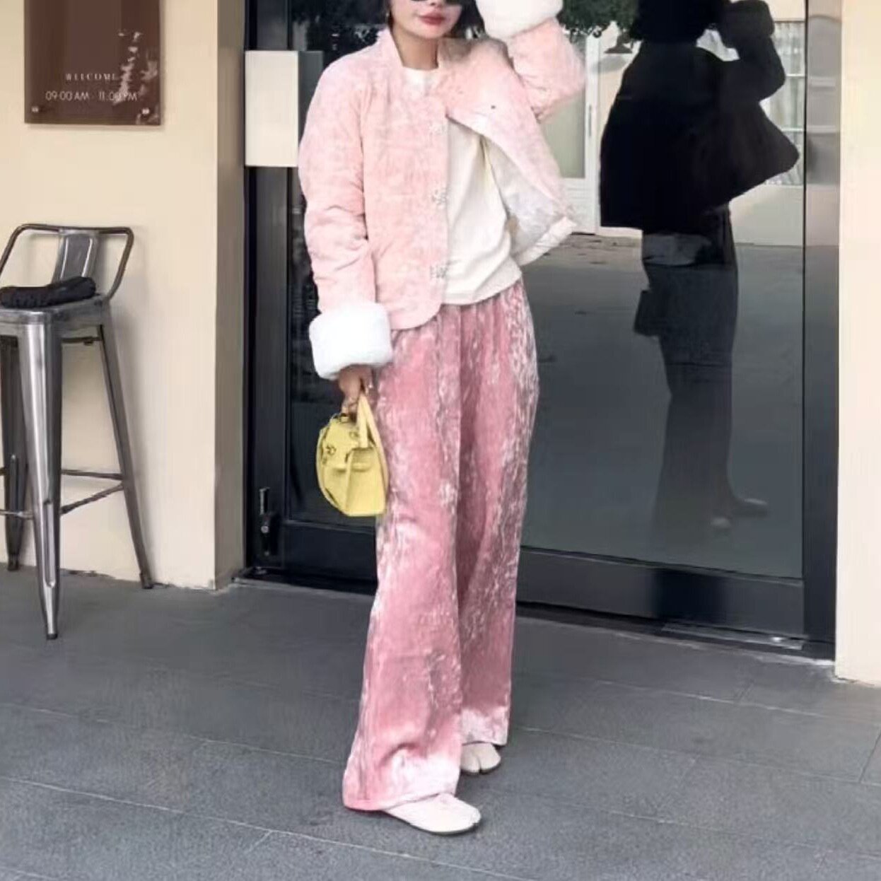 5525283大爱美依缘2025冬季新款新中式国风刺绣丝绒长袖棉服外套
