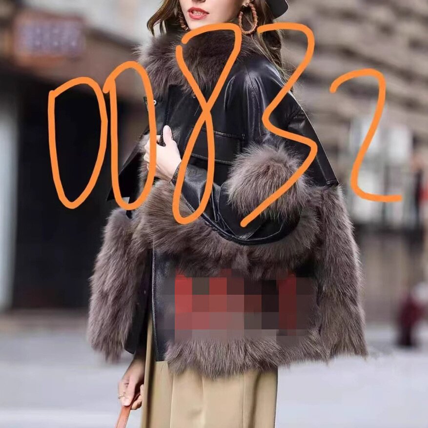 00832大爱美依缘2025冬季新款高级感洋气毛毛拼接PU时尚显瘦外套