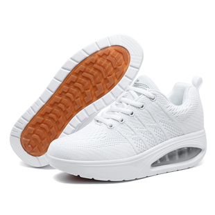 中国梦之队新款春秋季牛筋底气垫摇摇鞋白色密网飞织休闲运动鞋女