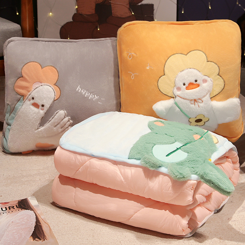 抱枕被子两用办公室可折叠午睡枕头毯子二合一汽车靠枕毛绒空调被