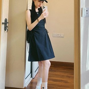 盐系炸街无袖 夏季 背心黑色连衣裙露腰显瘦奶系小个子a字短裙