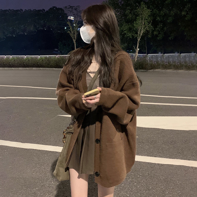 秋冬装新款韩国ins慵懒风大板型大码针织开衫宽松v领毛衣外套女