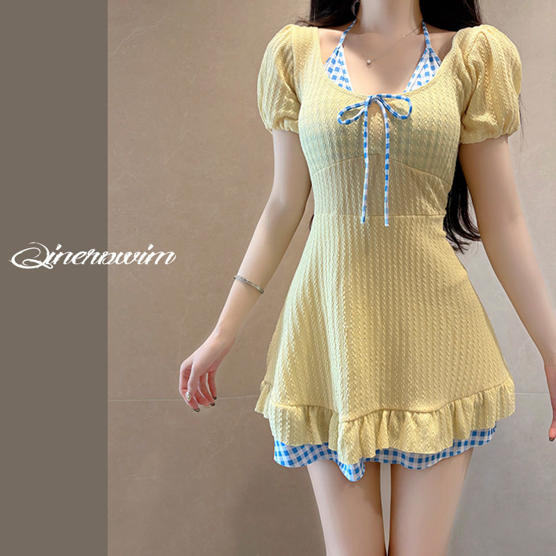 大码泳衣女款连体裙式保守微胖女孩显瘦遮肉可爱日系学生温泉泳衣