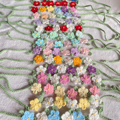 成品手工毛线钩织10CM棉花娃娃labubu团子体潮玩百搭发饰花环配饰