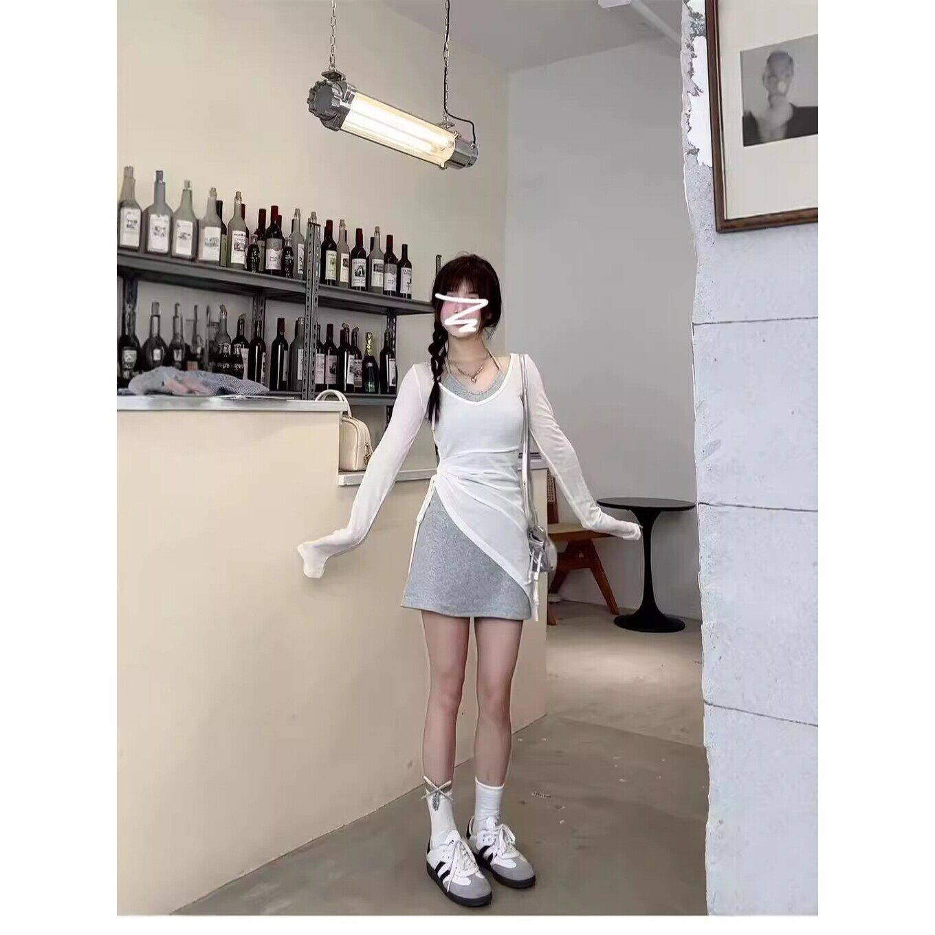 灰色挂脖吊带连衣裙子女夏季2025新款早秋小个子a字包臀短裙套装