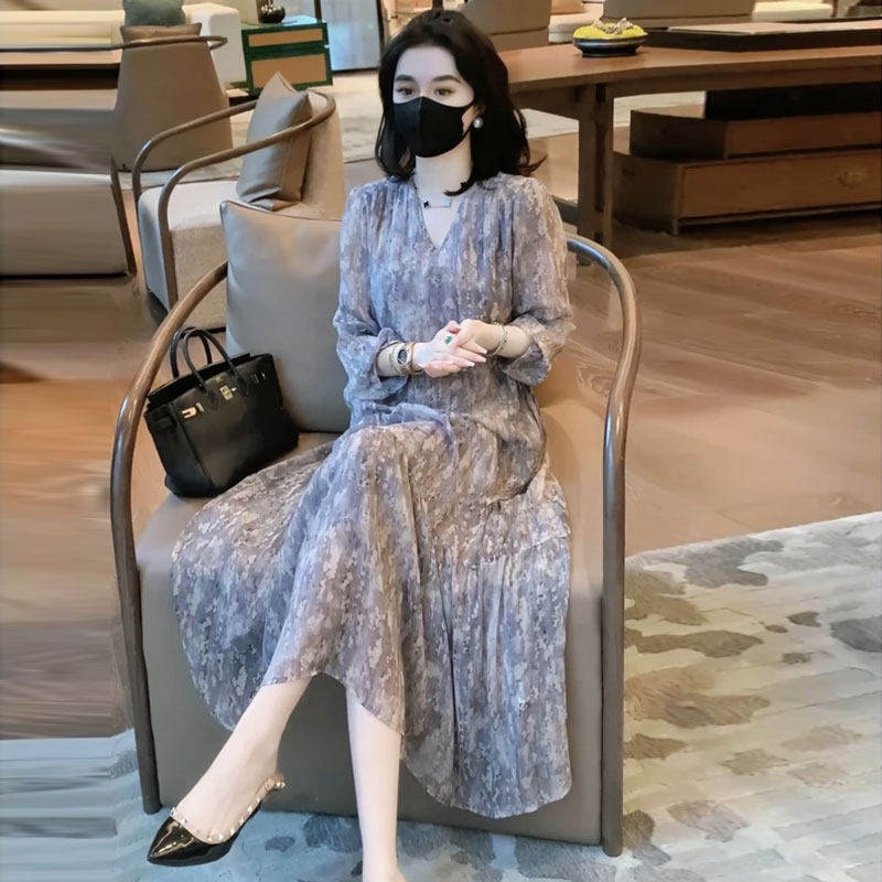 高级感气质印花连衣裙女2025夏季新款时尚法式遮肚显瘦长款雪纺裙,女装/女士精品,连衣裙,淘宝优惠券,粉丝福利购,淘宝优惠卷