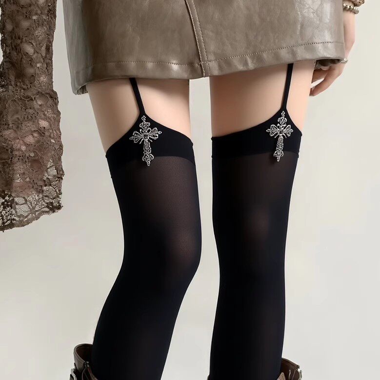 原创立体十字架性吊带一体过膝袜Lolita天鹅绒黑白纯色少女长筒袜