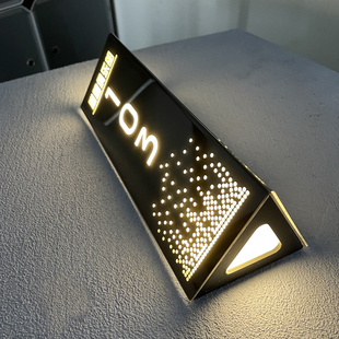 led上下带灯三角发光门牌号定制ktv酒店足浴发光包厢包间号标识牌