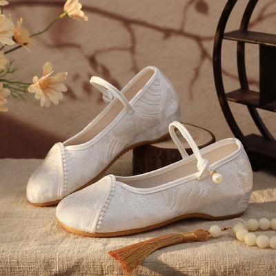 云语汉服鞋26春夏新款北京布鞋简约气质旗袍单鞋舒适民族风绣花鞋