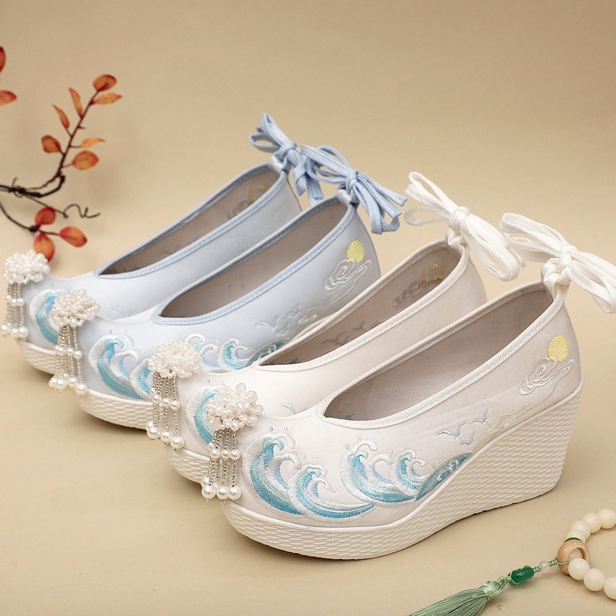小个子增高8厘米海浪内汉服鞋搭配古装翘头履珍珠明制古风绣花鞋