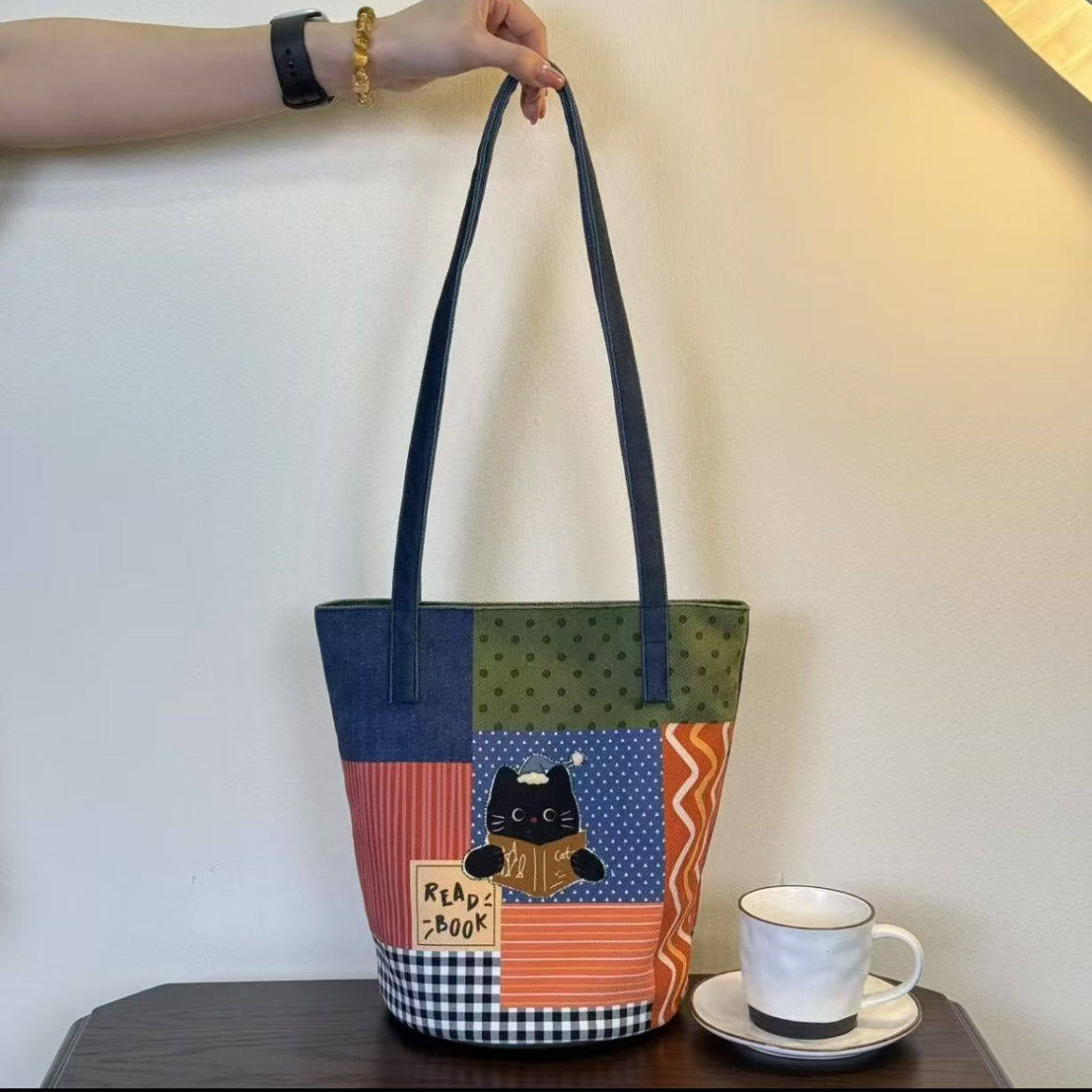 新款牛仔纹汪汪队细肩带水桶包单肩斜跨休闲通勤大容量帆布包包,箱包皮具/热销女包/男包,水桶包,淘宝优惠券,粉丝福利购,淘宝优惠卷