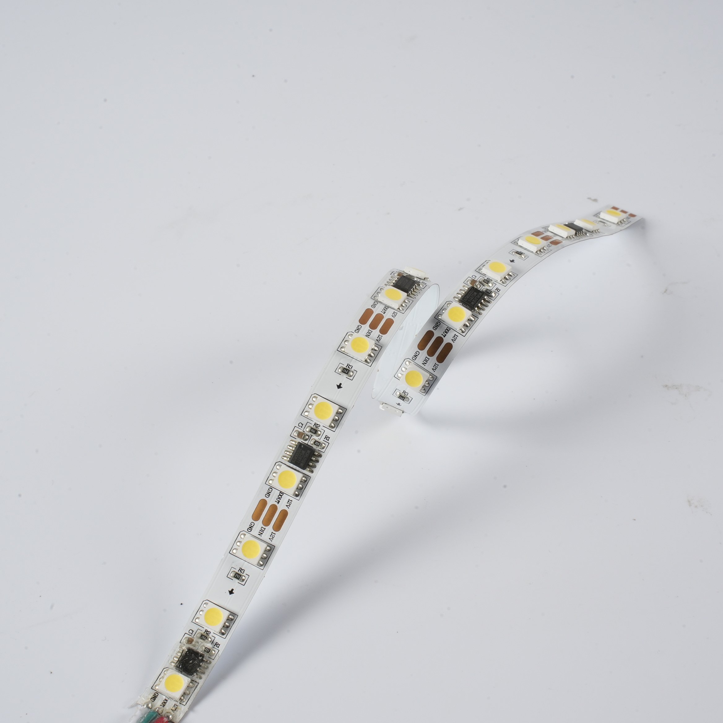 10MM 12V 三点一控 WS2811 SM16703 三线白光灯珠流水编程灯带