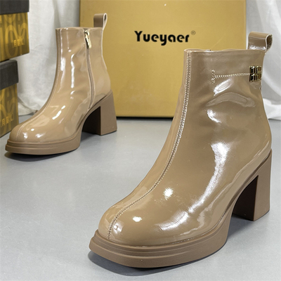 月芽儿牛漆皮短靴真皮瘦瘦靴女高跟短靴圆头粗跟时装靴加绒棉靴子