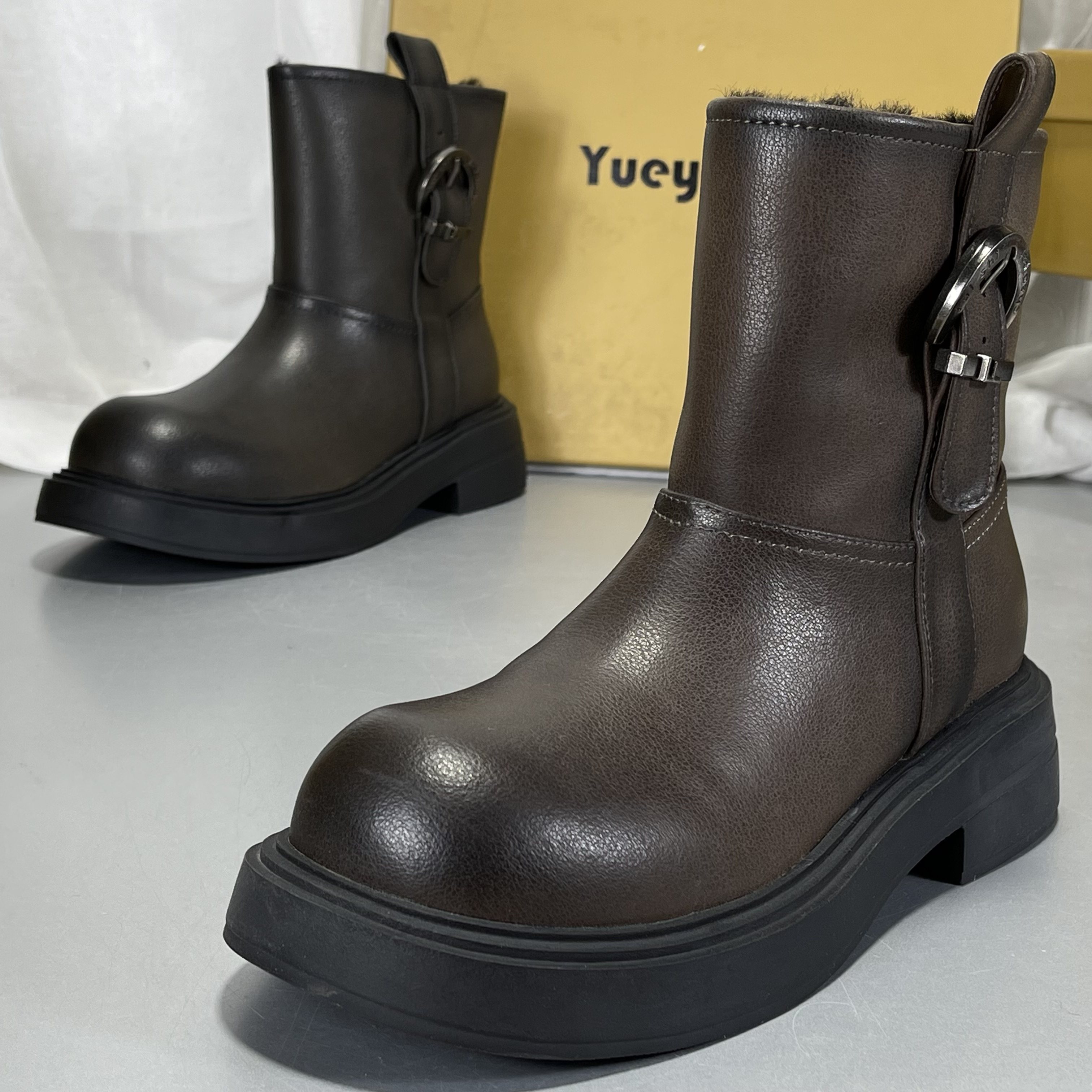 专柜正品月芽儿头层牛皮雪地靴女2025冬季厚绒复古圆头真皮马丁靴,女鞋,马丁靴,淘宝优惠券,粉丝福利购,淘宝优惠卷