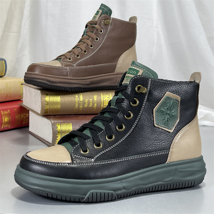 头层牛皮高帮雪地靴女2025新款加绒防滑休闲牛筋软底平底复古短靴