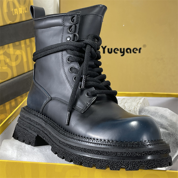 月芽儿复古切尔西马丁靴女2025秋冬款擦色厚底百搭休闲户外工装靴