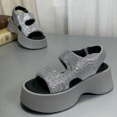 子增高软底沙滩鞋 厚底真皮凉鞋 2026新款 水钻罗马松糕女鞋 女款 夏季