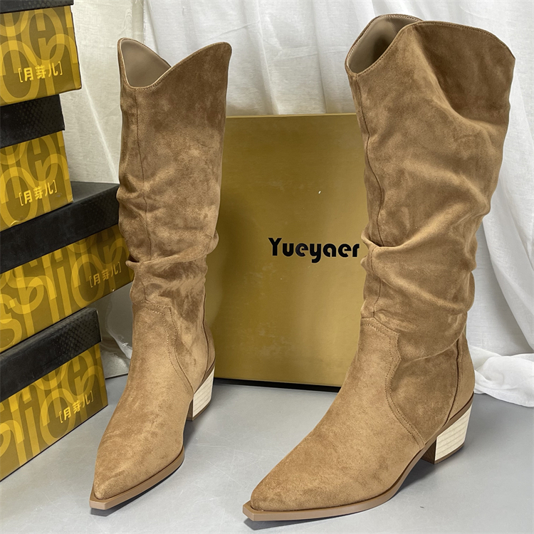 月芽儿羊反绒皮长筒靴2025秋冬尖头粗跟加绒骑士靴复古法式瘦瘦靴