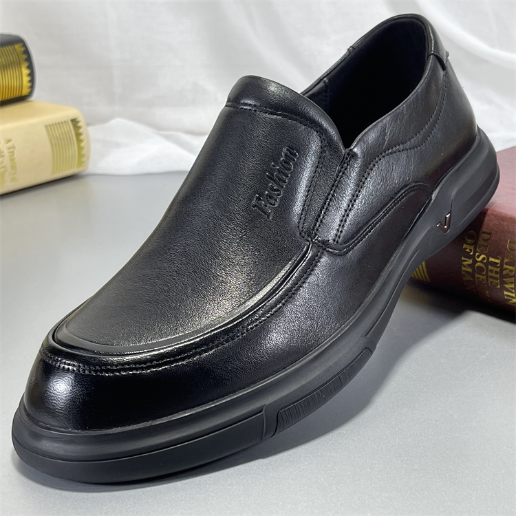 正品男鞋撤柜头层牛皮正装皮鞋英伦风一脚蹬2025春秋商务皮鞋婚鞋