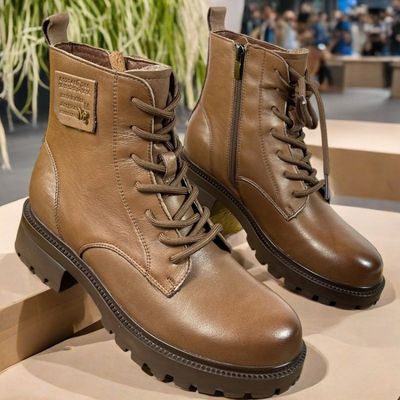 品牌女鞋专柜头层牛皮马丁靴女圆头英伦风复古棕色厚底真皮机车靴