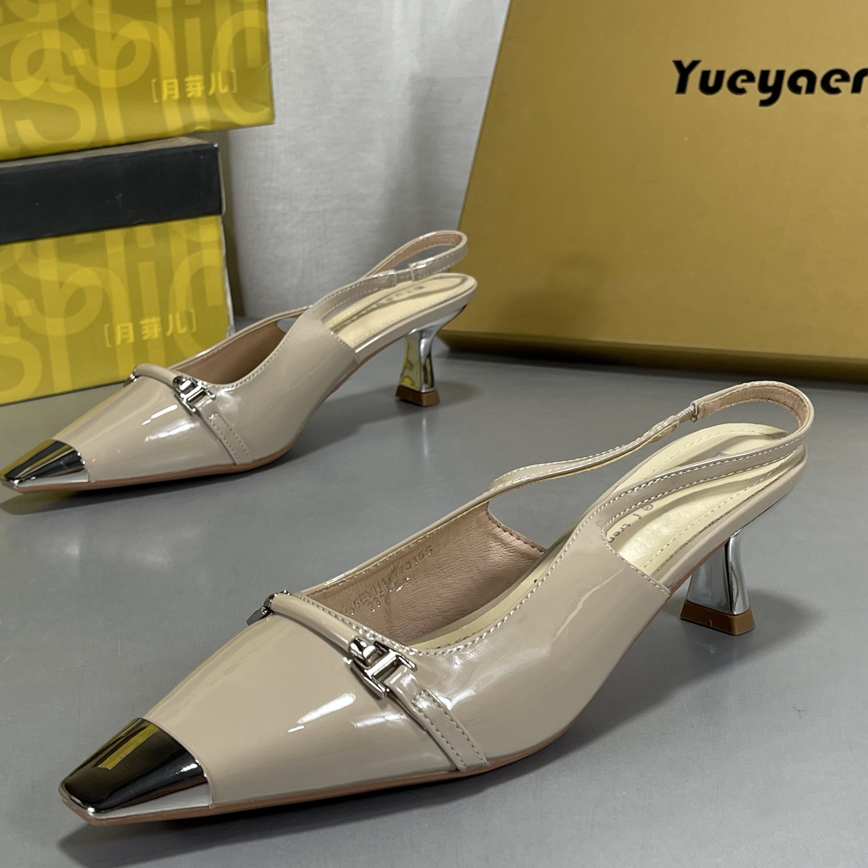 月芽儿包头凉鞋女春夏2026新款气质金属方头镂空漆皮细跟高跟鞋,女鞋,乐福鞋（豆豆鞋）,淘宝优惠券,粉丝福利购,淘宝优惠卷