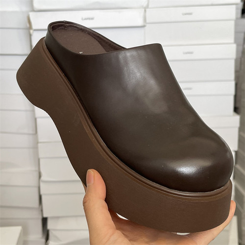 商场同款真皮勃肯鞋女2025新款秋季外穿松糕厚底增高包头半拖鞋女