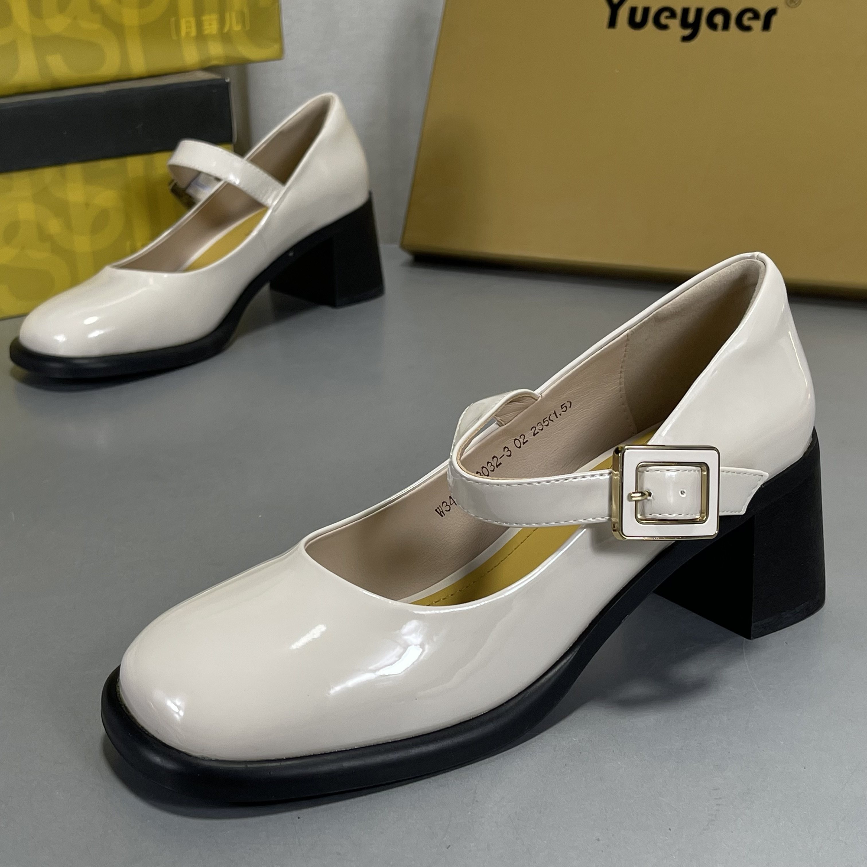 月芽儿漆皮浅口高跟鞋女2026春款一字扣羊皮粗跟厚底玛丽珍单鞋,女鞋,乐福鞋（豆豆鞋）,淘宝优惠券,粉丝福利购,淘宝优惠卷