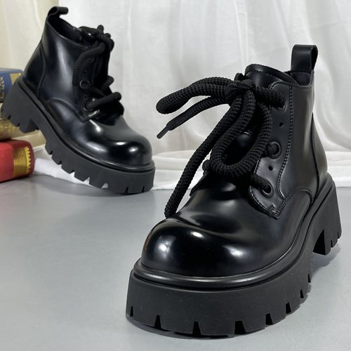 品牌真皮大头马丁靴2025秋冬新款厚底增高时尚系带短靴英伦复古风