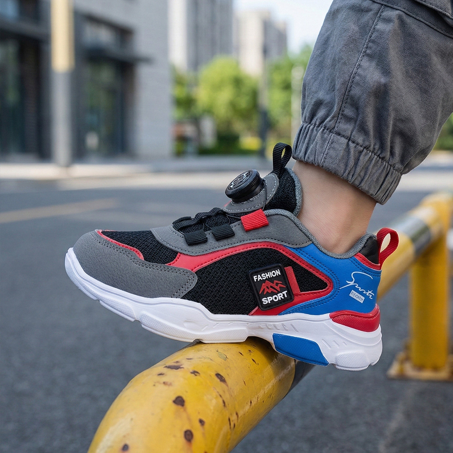 儿童运动鞋春款男童2026新款网面鞋透气舒适轻便减震小学生跑步鞋