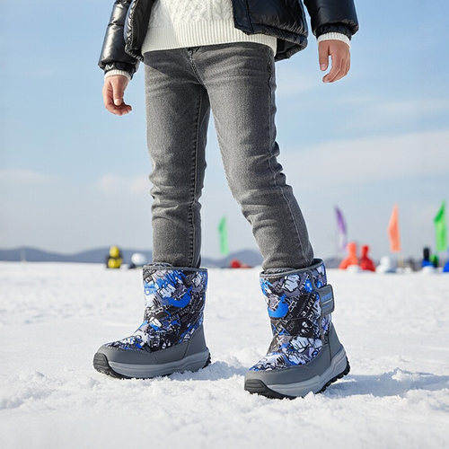男童冬季加绒防水防滑雪地靴