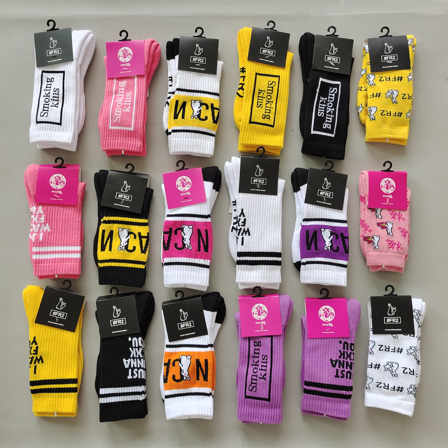 日本SFR2小兔子字母男女运动袜子