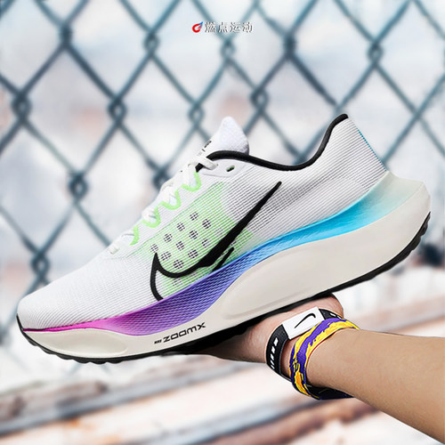NIKE ZOOM FLY 5 CN 耐克男子低帮气垫跑鞋 FQ6851-101