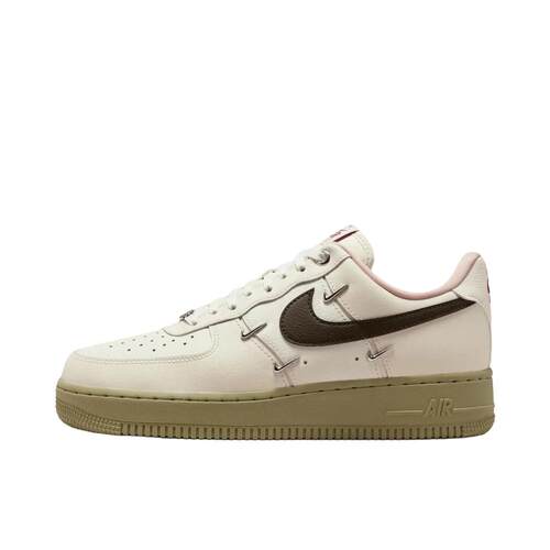 Nike/耐克 WMNS AIR FORCE 1 '07 LX CNGCEL女子板鞋IQ9802-022