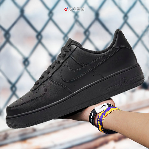 Nike/耐克 Air Force 1 triple black女子板鞋DD8959-001