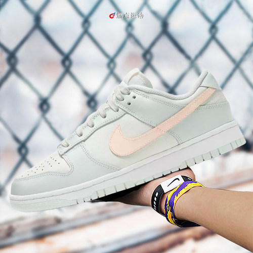 Nike耐克耐磨低帮耐磨板鞋