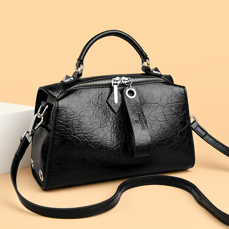 高级感真皮手提包女2026秋冬新款头层牛皮波士顿包百搭单肩斜挎包