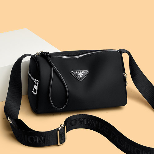 高级感尼龙牛津布枕头包包女