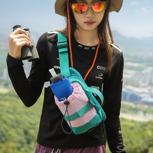 户外登山水杯包休闲运动胸包潮通勤小挎包男轻便骑行腰包女斜挎包