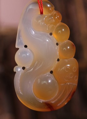 源饰界-天然冰彩玉髓吉祥挂件龙如意大号玉石吊坠85#