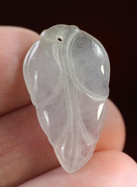 天然玉石缅甸翡翠A货冰糯种小玉叶子挂件锁骨吊坠女款小孩玉佩