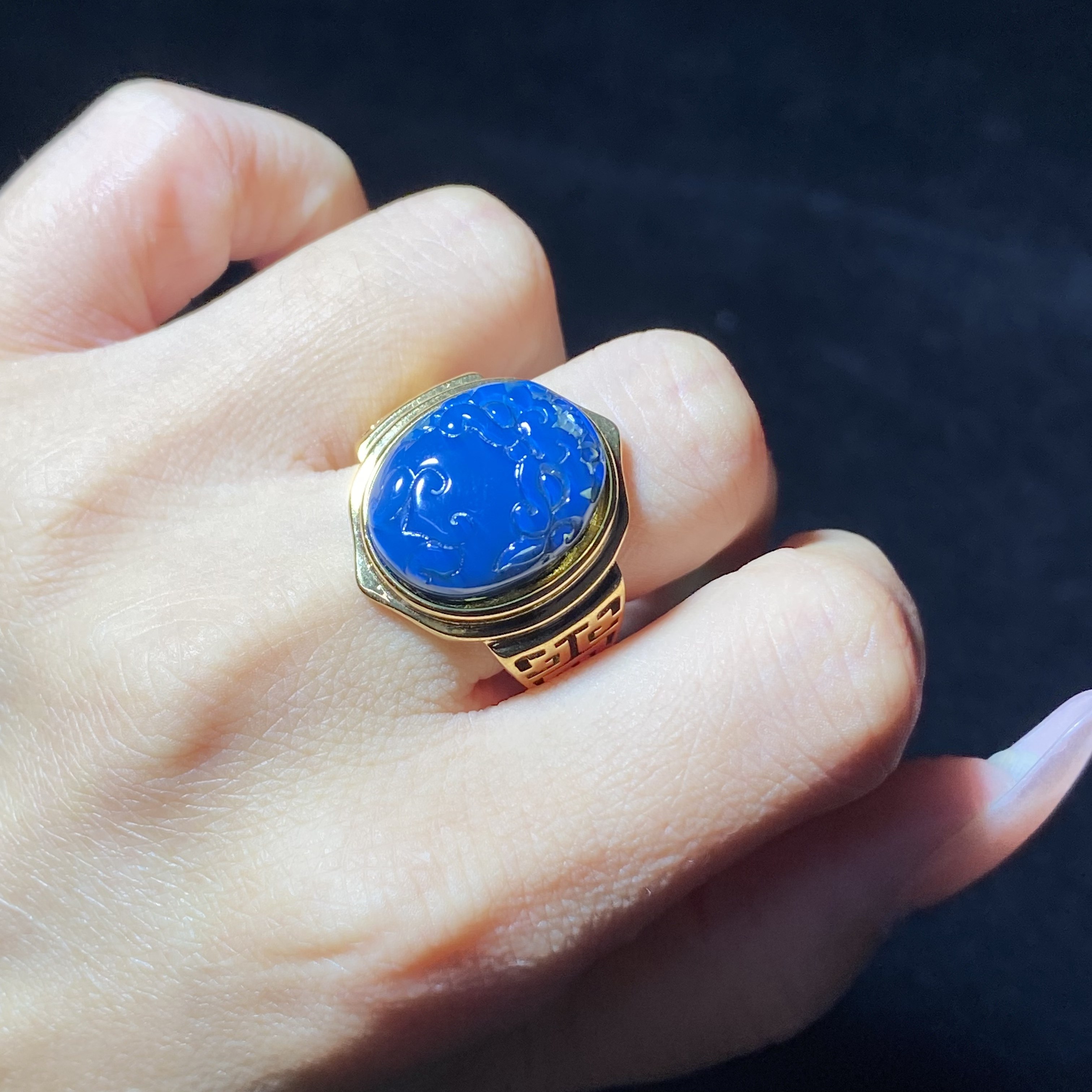 天然多米尼加貔貅戒面蓝珀戒指皇家蓝净水5A级男士戒指女戒开口