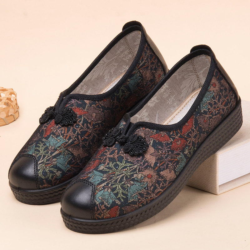 老北京布鞋女新款老年女鞋防滑妈妈鞋复古绣花大码宽松奶奶鞋老人,女鞋,传统布鞋,淘宝优惠券,粉丝福利购,淘宝优惠卷