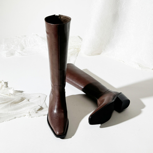 莲花府邸2025秋冬复古风气质长筒靴女简约百搭牛皮高跟显瘦骑士靴