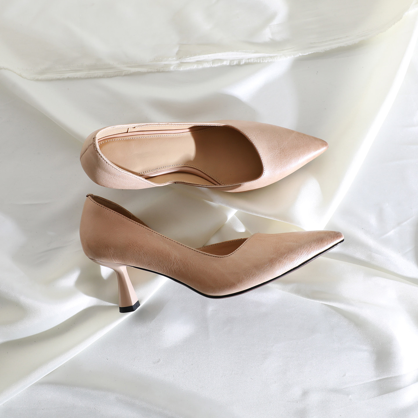 莲花府邸2026春季简约韩版尖头浅口鞋一脚蹬单鞋气质百搭细跟牛皮,女鞋,浅口单鞋,淘宝优惠券,粉丝福利购,淘宝优惠卷