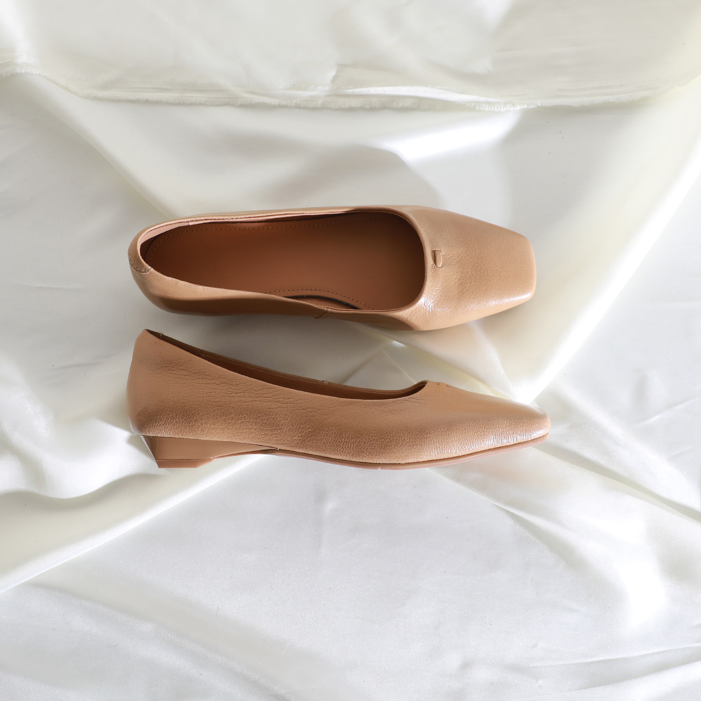 莲花府邸2026春季韩版方头浅口一脚蹬单鞋舒适百搭粗跟羊皮女鞋子,女鞋,浅口单鞋,淘宝优惠券,粉丝福利购,淘宝优惠卷