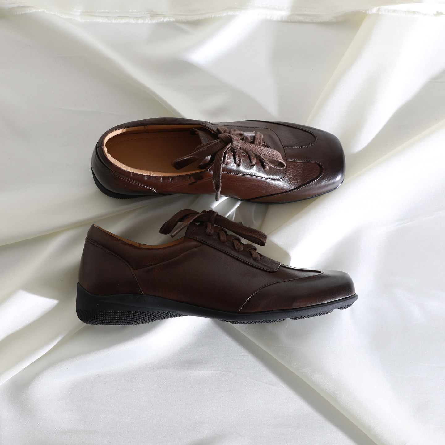 莲花府邸2026春季复古方头深口鞋拼接系带单鞋舒适休闲牛皮女鞋子,女鞋,深口单鞋,淘宝优惠券,粉丝福利购,淘宝优惠卷