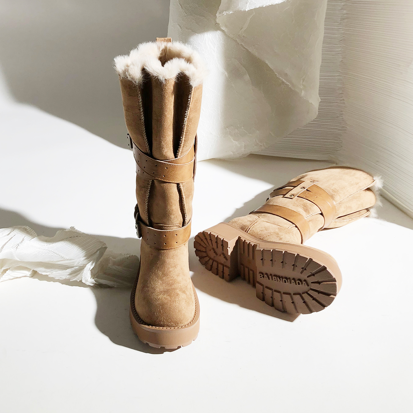 欧美圆头高筒皮带扣长绒雪地靴